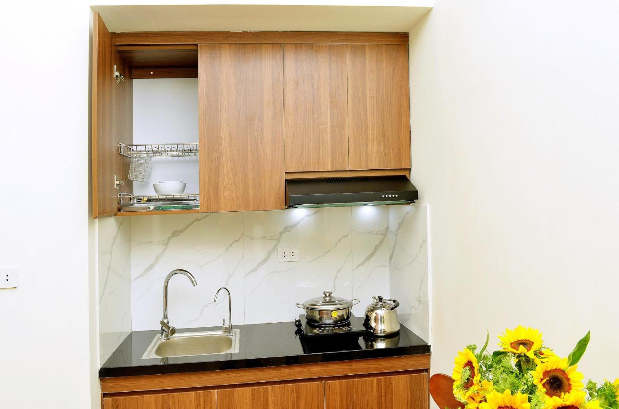 Era Nguyen Khanh Toan Aparthotel *