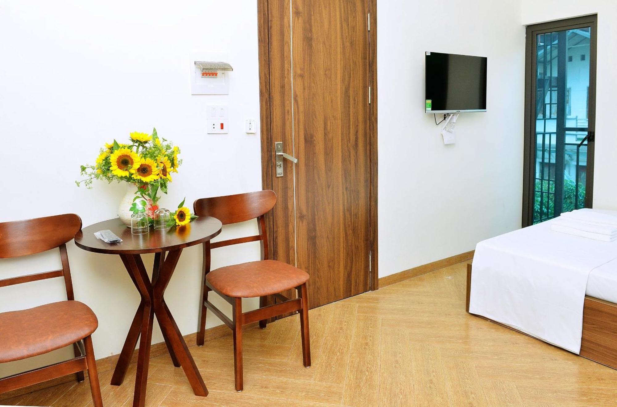 Aparthotel Era Nguyen Khanh Toan
